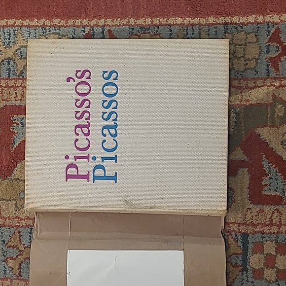 RARE HARDCOVER "PICASSO'S PICASSOS" ART COFFE TABLE BOOK - Picture 2 of 16